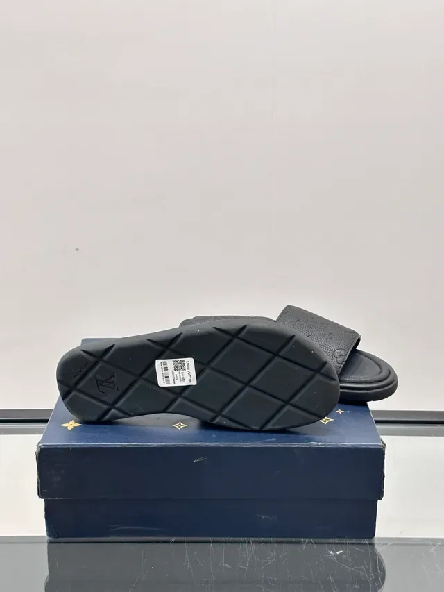 Louis Vuitton Monogram Leather Slide Slippers 4