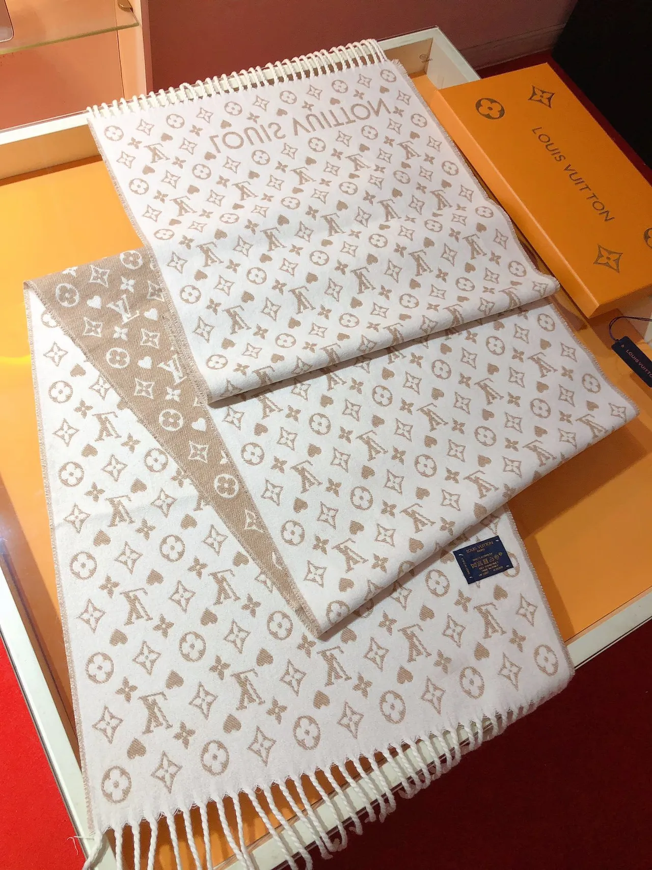 Louis Vuitton Monogram Print Reversible Cashmere Scarf 7