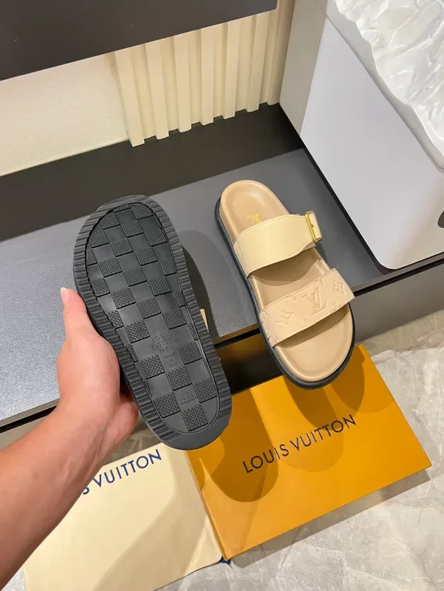 Louis Vuitton Monogram Two-Strap Slide Casual Sandals 2