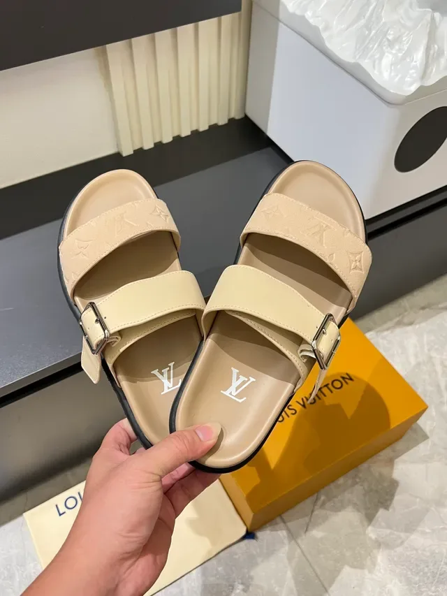 Louis Vuitton Monogram Two-Strap Slide Casual Sandals 4