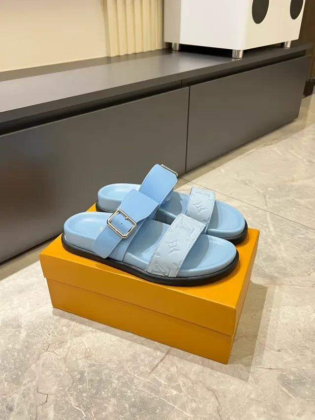 Louis Vuitton Monogram Two-Strap Slide Casual Sandals 21