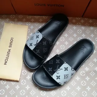 Louis Vuitton Monogram दो रंग की स्ट्रैप चप्पल