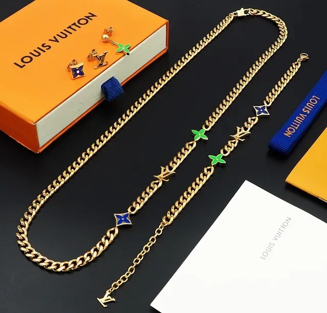 Louis Vuitton Monogram World Tour Enamel Charm Gold Chain Necklace 5
