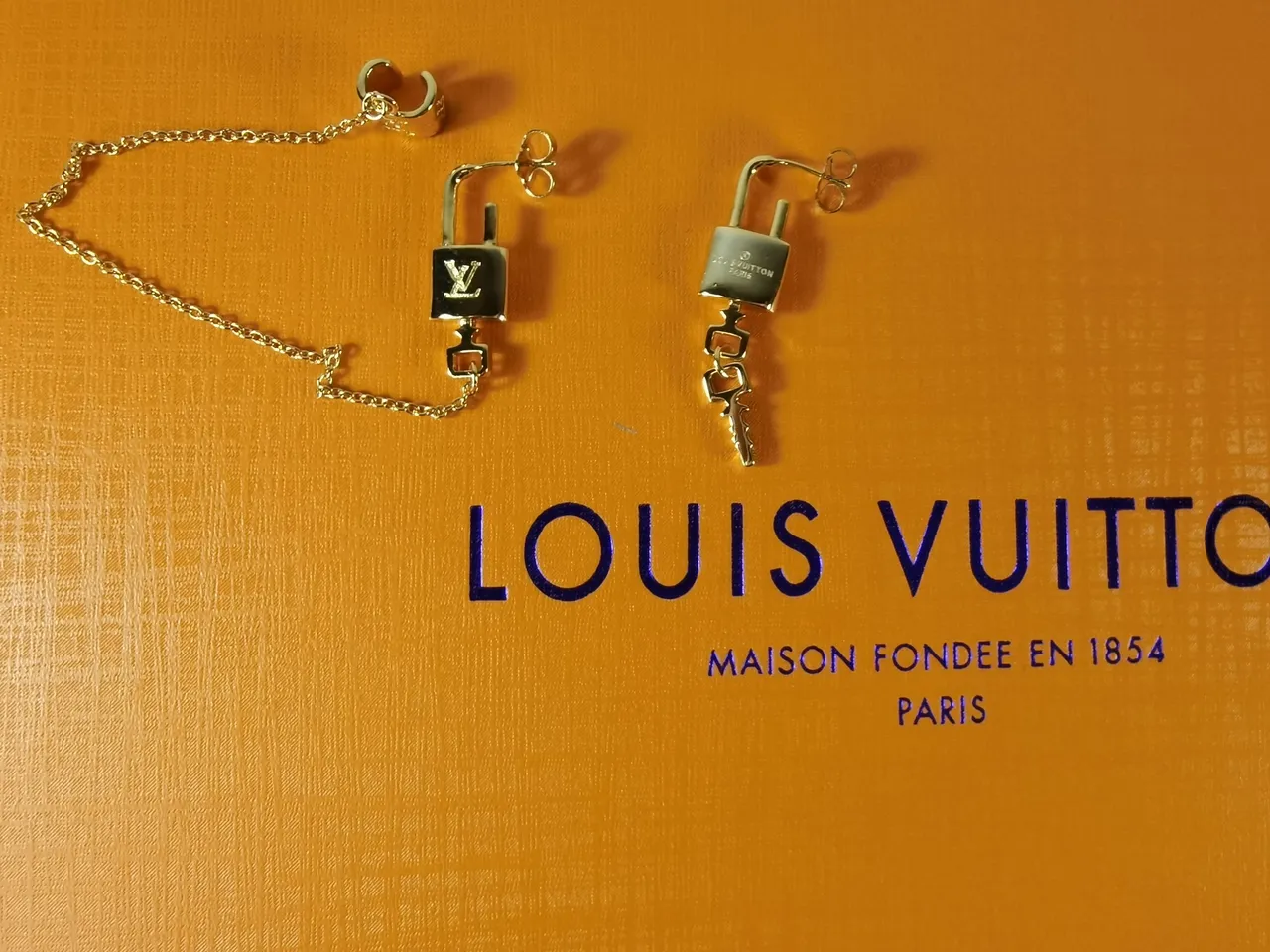 Louis Vuitton Monogram World Tour Lock-and-Key Gold-Tone Earrings 5