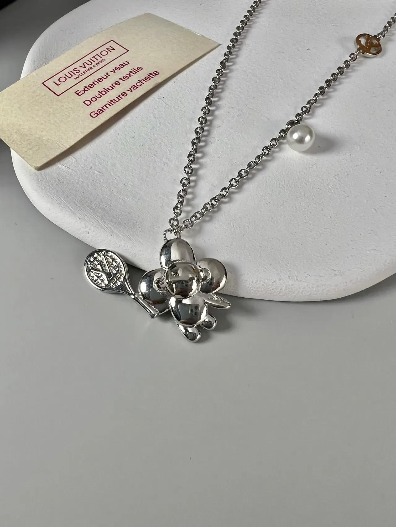 Louis Vuitton Multi-Charm Gold-Tone Pearl Necklace 6