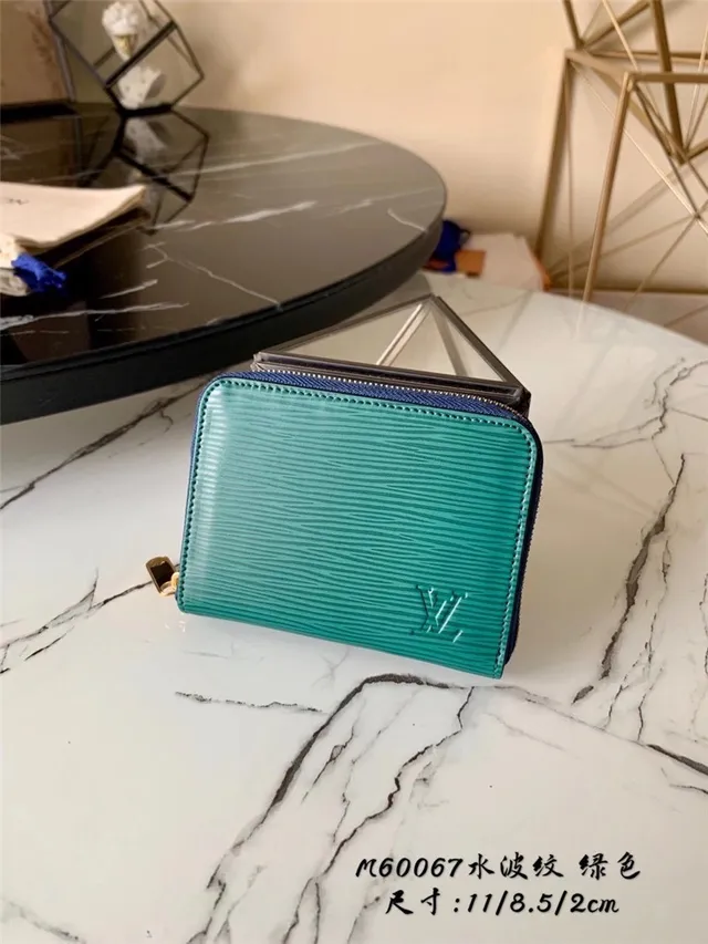 Louis Vuitton Multicolor Zip-Around Textured Leather Short Wallet 17