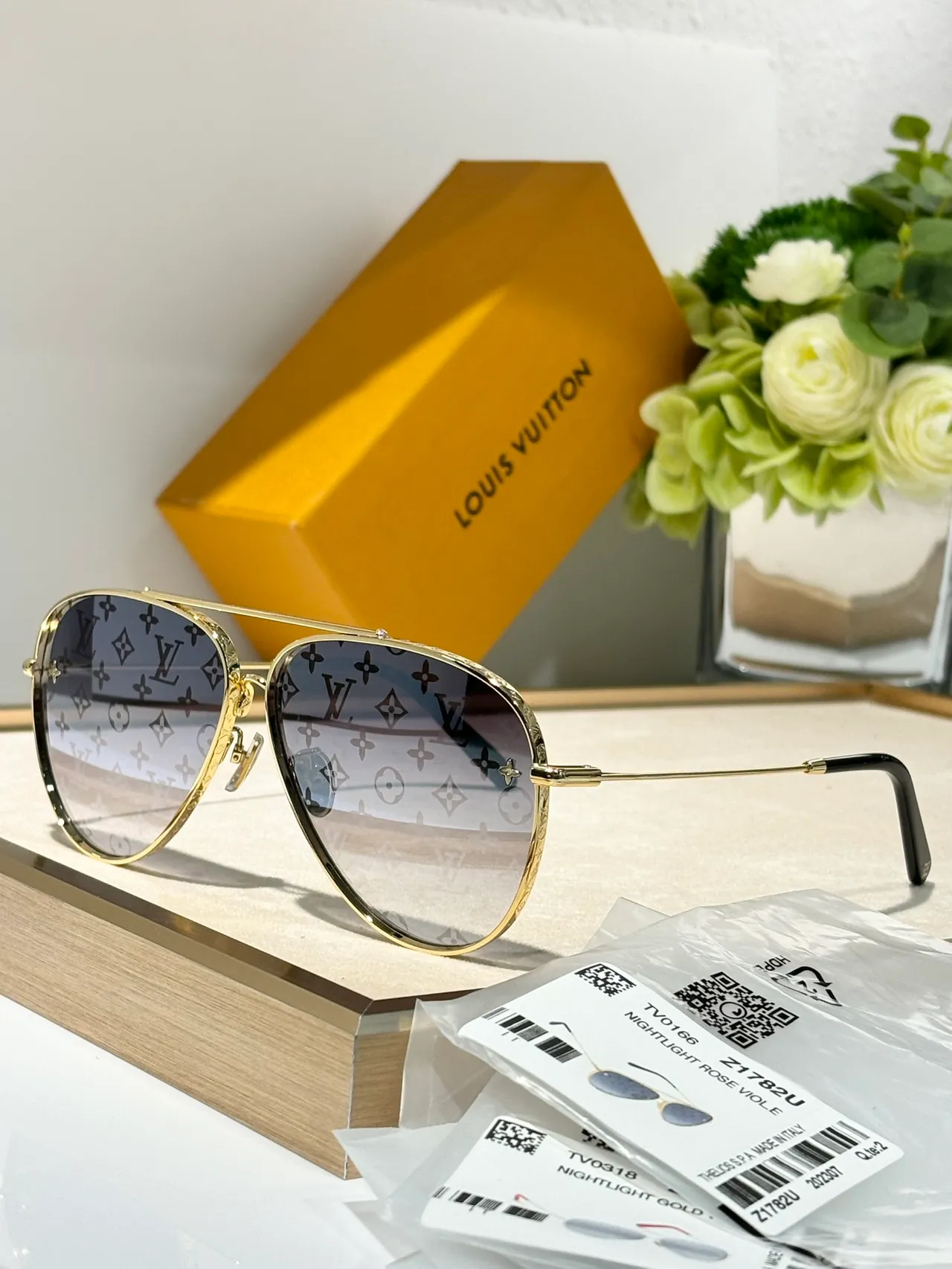 Louis Vuitton Nightlight Gold Violet Aviator Sunglasses 6