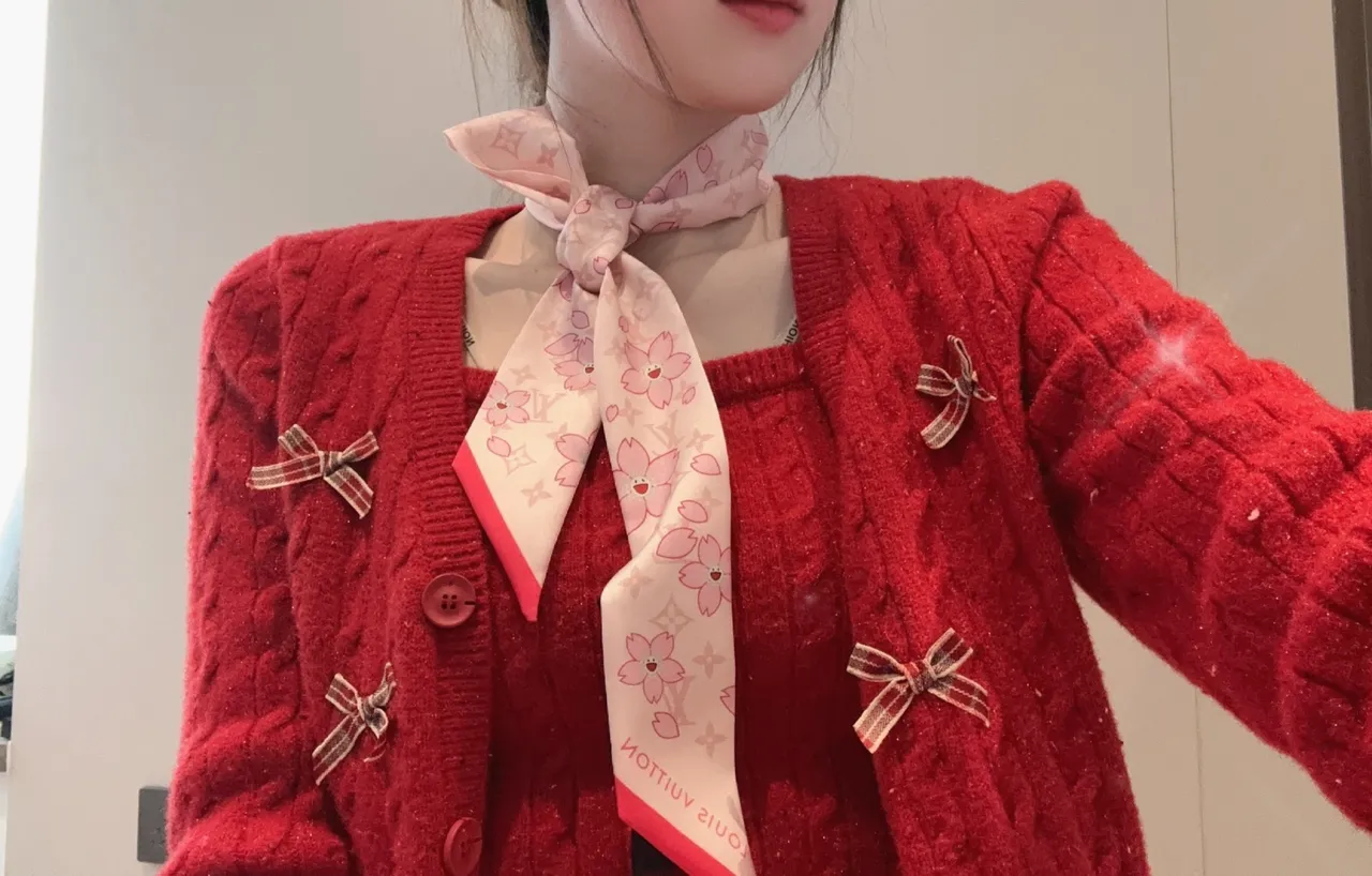 Louis Vuitton Pink Beige Printed Cherry Blossom Motif Silk Scarf 9