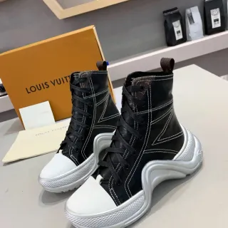 Louis Vuitton Run Away negro y blanco High-Top Sculpted Sole Lifestyle Sneakers