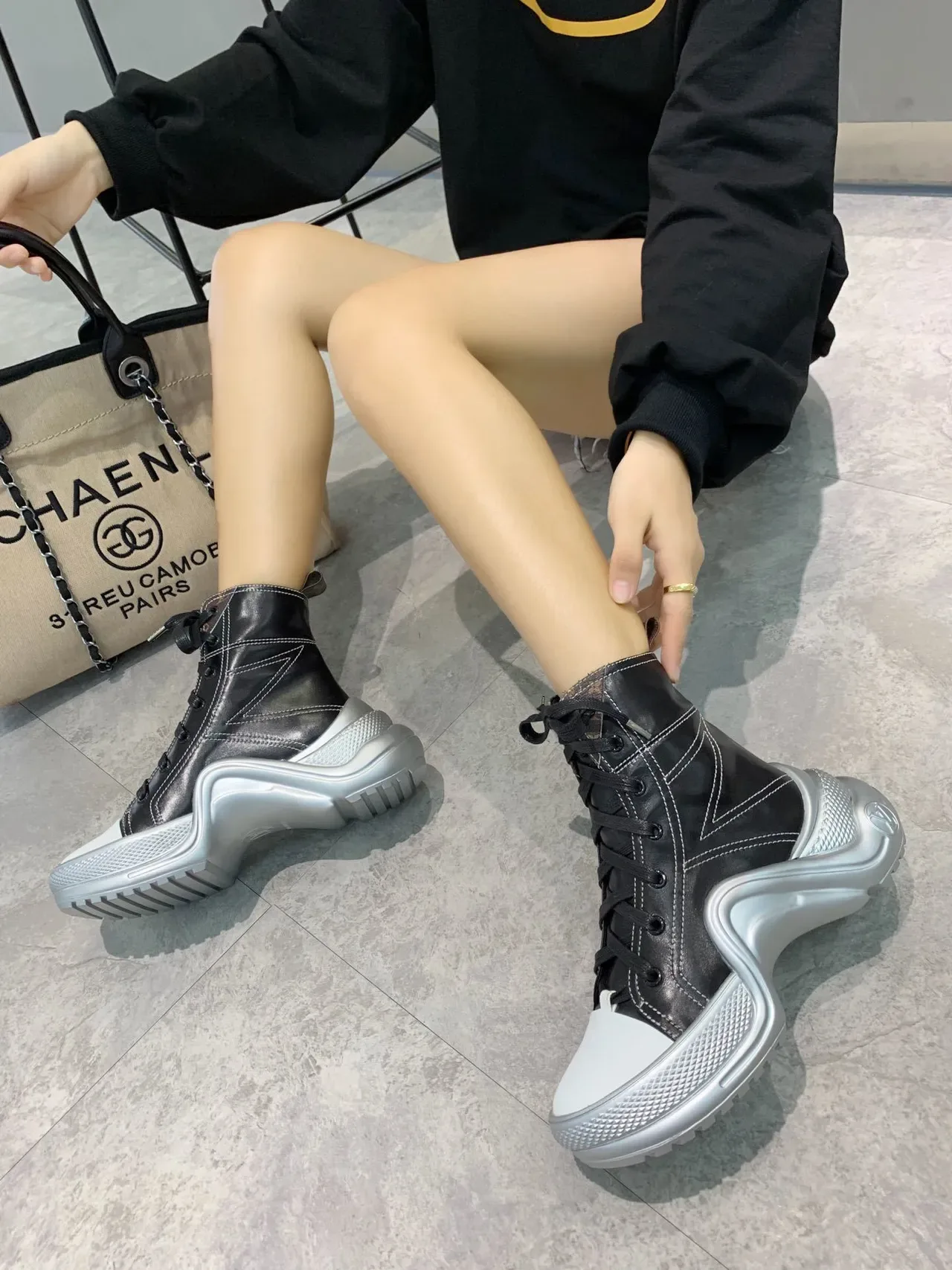 Louis Vuitton Run Away Black White High-Top Sculpted Sole Lifestyle Sneakers 4