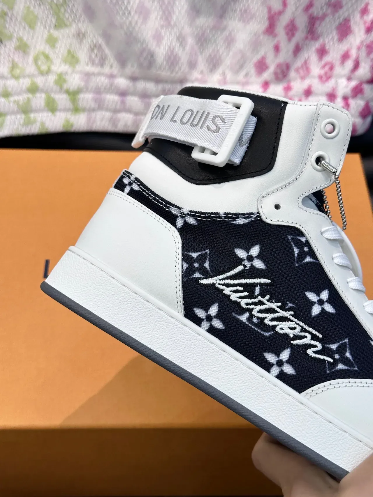 Louis Vuitton Run Away White and Black Monogram High-Top Lifestyle Sneakers 5
