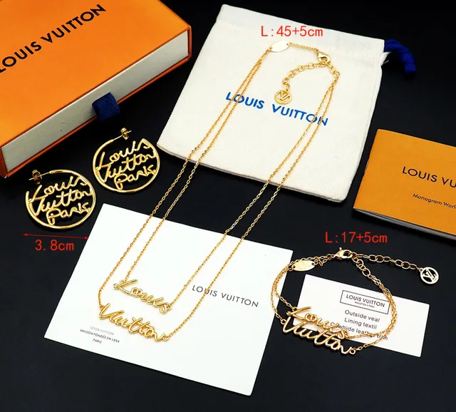Louis Vuitton Script Bracelet Gold-Tone Chain Bracelet 10