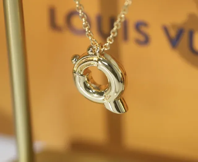 Louis Vuitton Sculptural Lowercase B Pendant Necklace 11