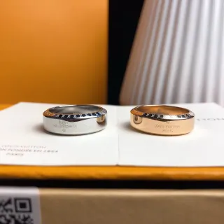 Louis Vuitton Anillos Signature Grabados Borde Biselado
