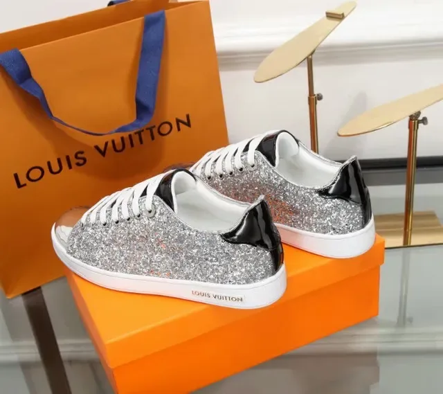 Louis Vuitton Silver White Glitter Upper Metallic Toe Cap Lifestyle Sneakers 4