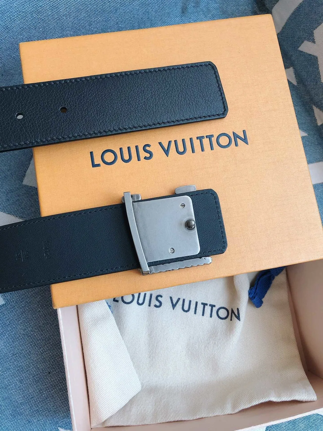 Louis Vuitton Twisted Rope LV Buckle Black Leather Belt 4