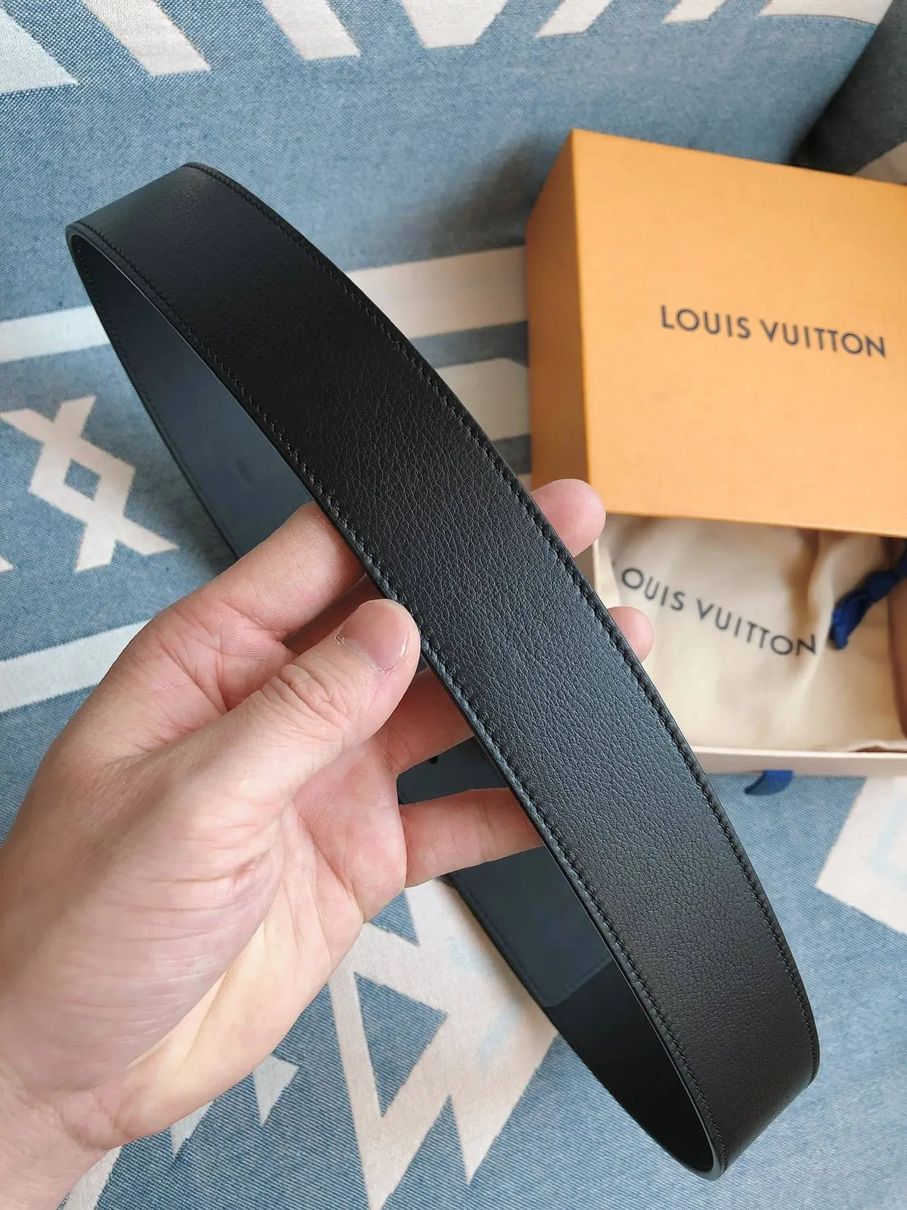Louis Vuitton Twisted Rope LV Buckle Black Leather Belt 6