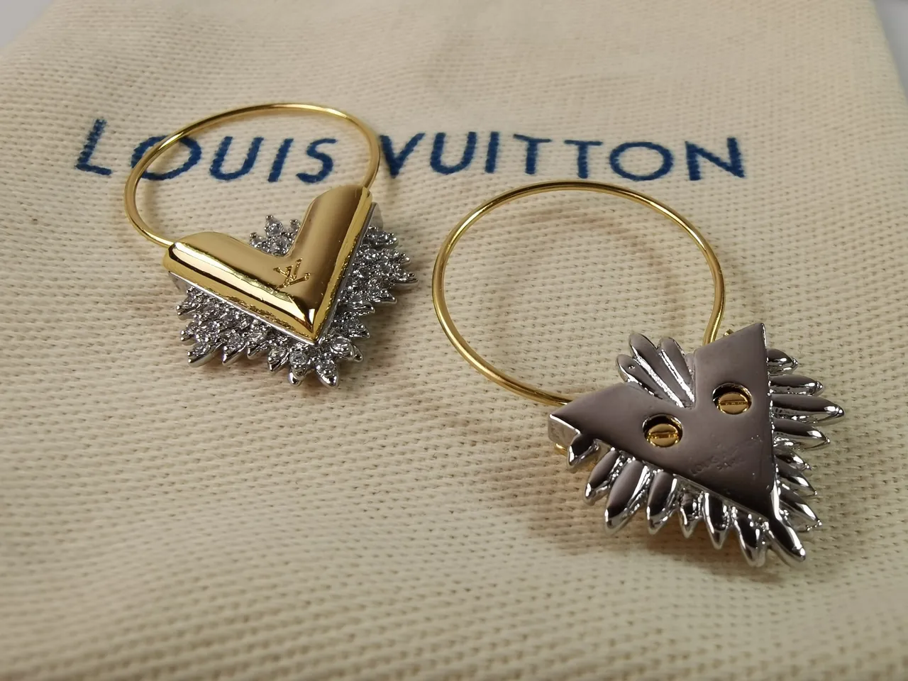 Louis Vuitton Volt V-Motif Pavé Crystal Gold Hoop Earrings 4
