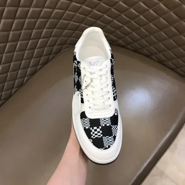 Louis Vuitton White Black Low-Top Checkerboard Side Panel Lifestyle Sneakers 3
