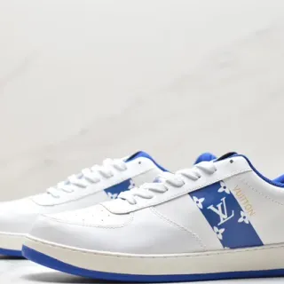 Louis Vuitton Blancas y Azules Low-Top Silueta de Tenis Punta Perforada Zapatillas Lifestyle