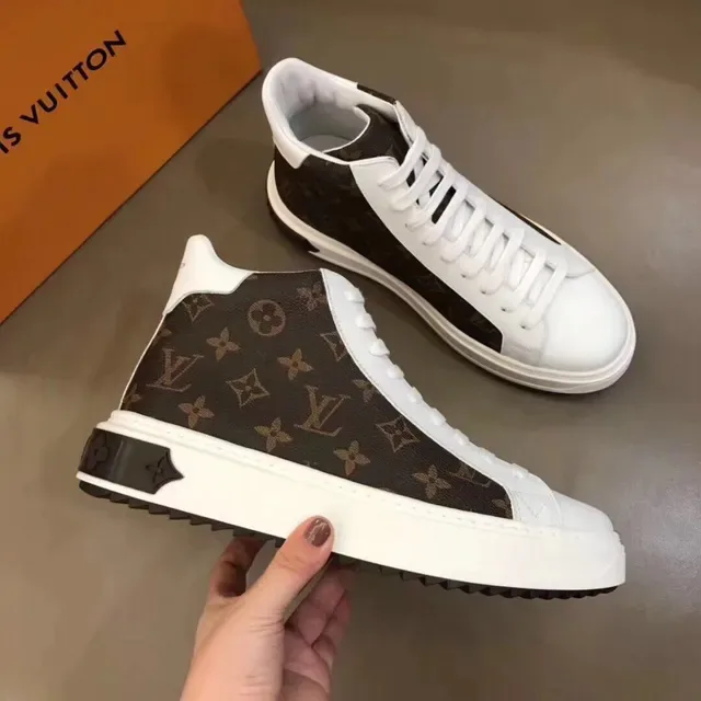 Louis Vuitton White Brown High-Top Monogram Canvas Lifestyle Sneakers 6
