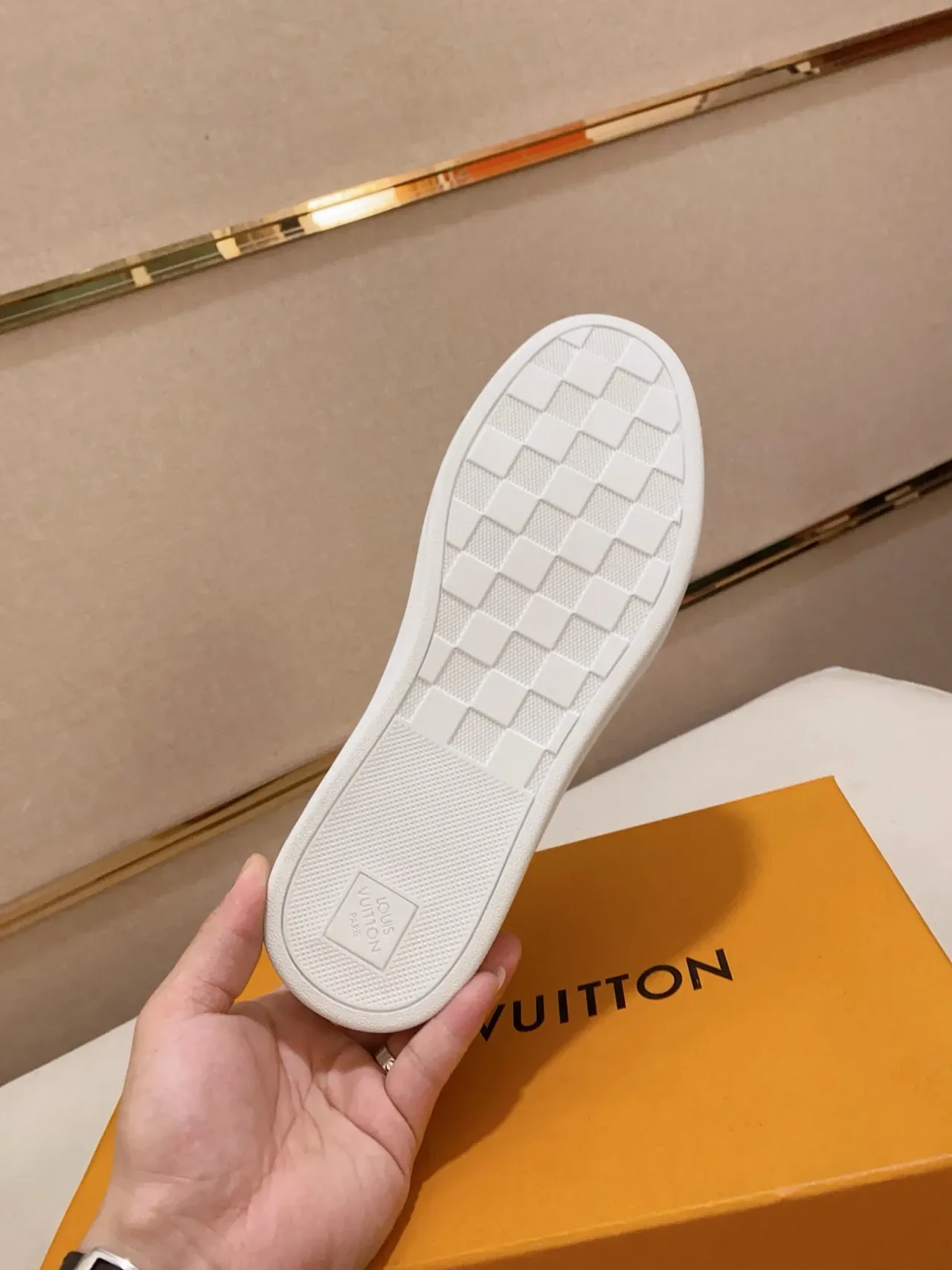 Louis Vuitton White Brown Leather Upper Quilted Checkerboard Panel Lifestyle Sneakers 2