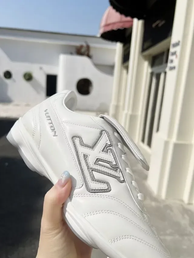 Louis Vuitton White Silver Leather Upper Embossed LV Monogram Sneakers 7