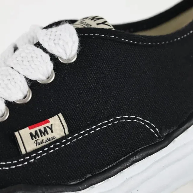 MMY Black White Canvas Upper Sculpted Midsole Lifestyle Sneakers 6