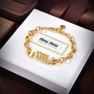 Miu Miu شعار لوحة سلسلة سميكة سوار ذهبي