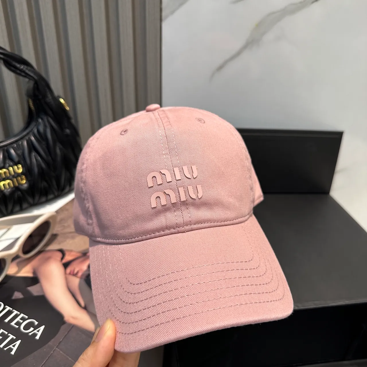 Miu Miu Casquette de baseball rose tonale avec logo brodé couronne structurée 6