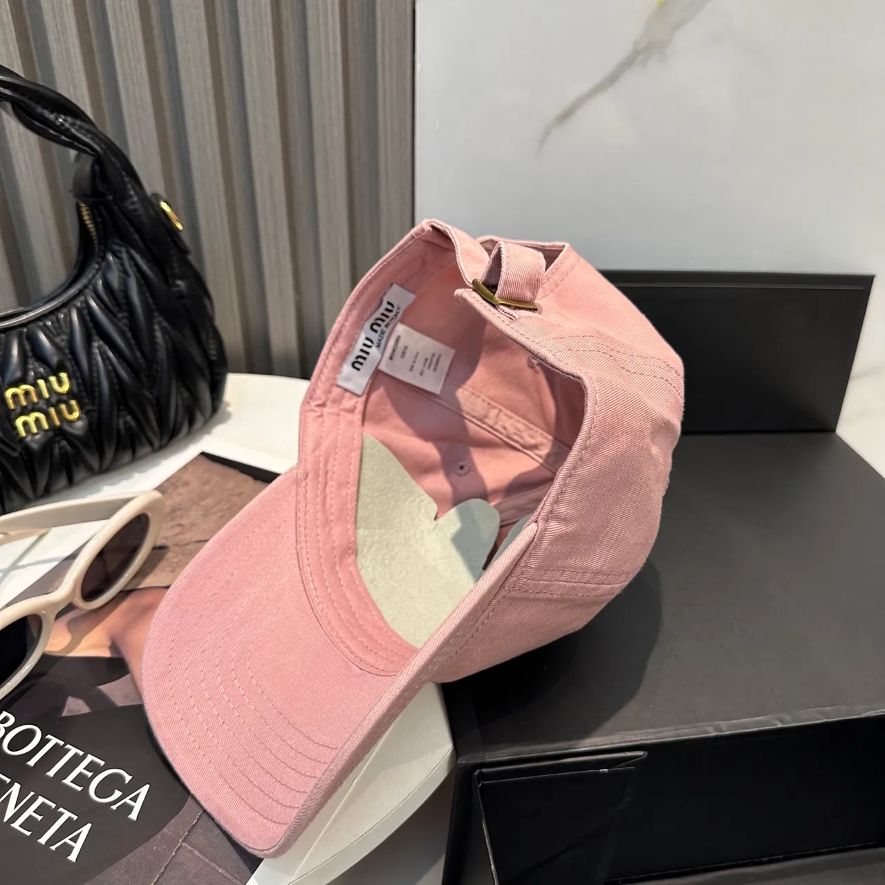 Miu Miu Casquette de baseball rose tonale avec logo brodé couronne structurée 7