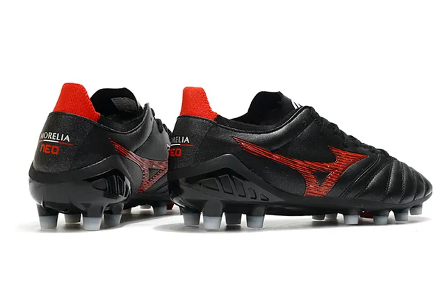 Mizuno أسود أحمر جلد مبطن علوي كاحل منخفض أرض صلبة أحذية كرة القدم 12