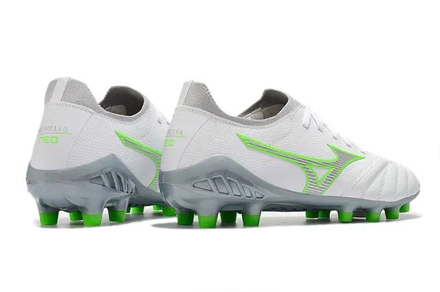 Mizuno Morelia Neo Blanc et Vert Néon Firm-Ground Chaussures de football 7