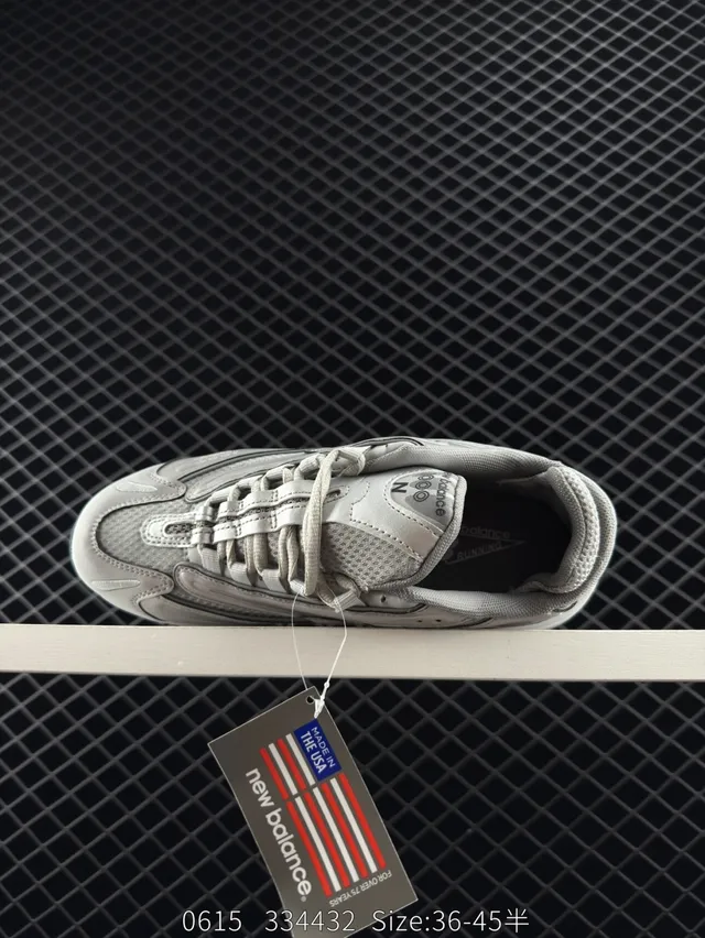 New Balance 1000 Gris Noir Sola Sculptée Sneakers Chunky 6