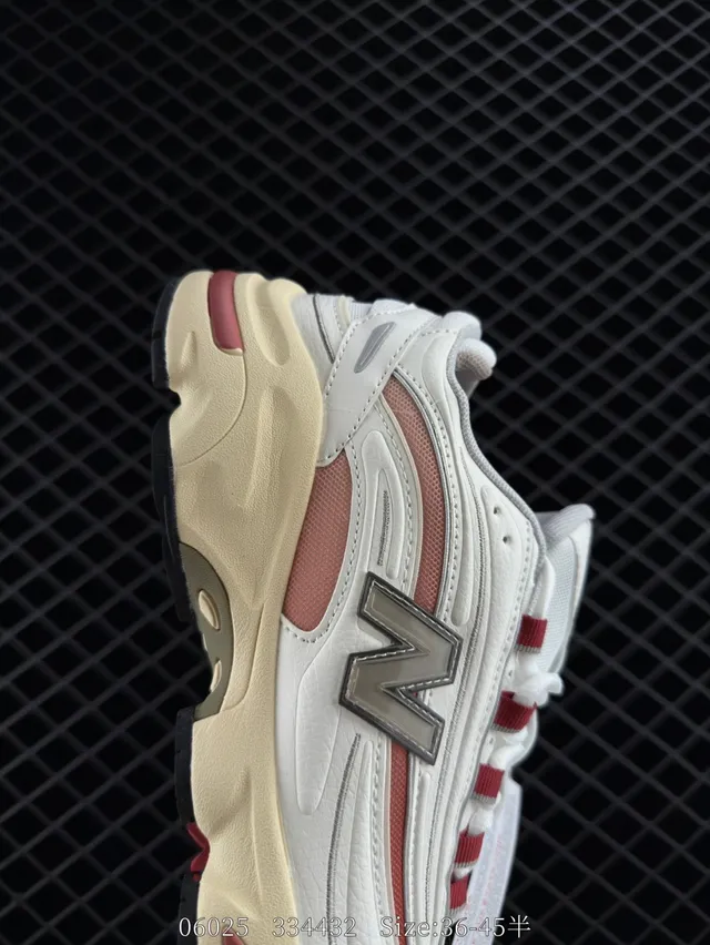 New Balance 1005 White Beige Pink 厚底鞋 4