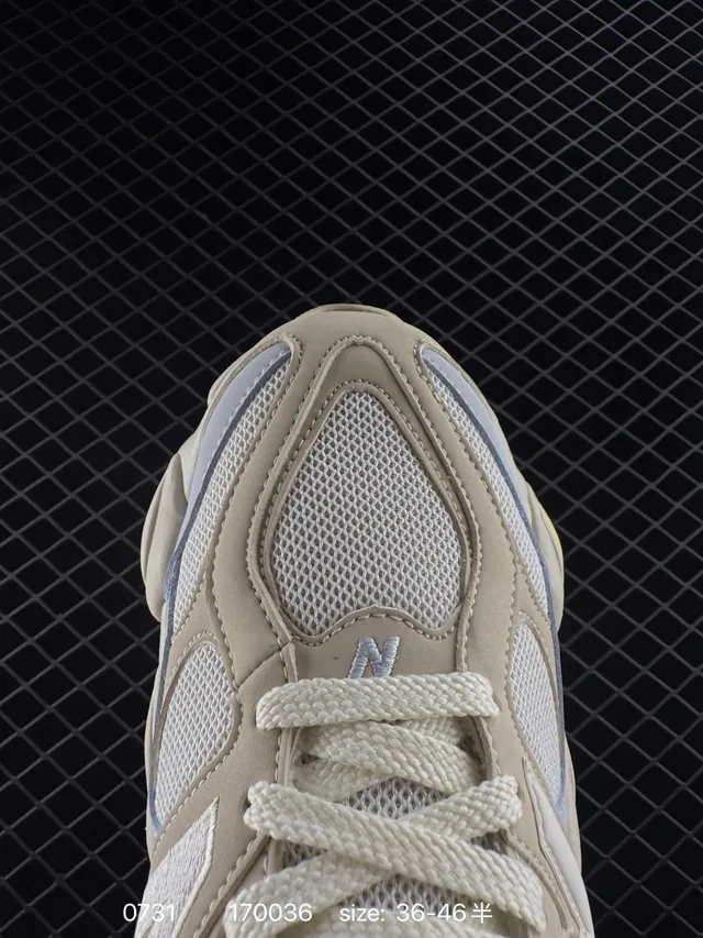 New Balance 9060 Beige Bleu clair rose sneakers chunky 2