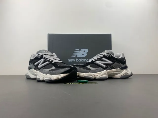 New Balance 9060 Gris Noir sneakers épaisses 13
