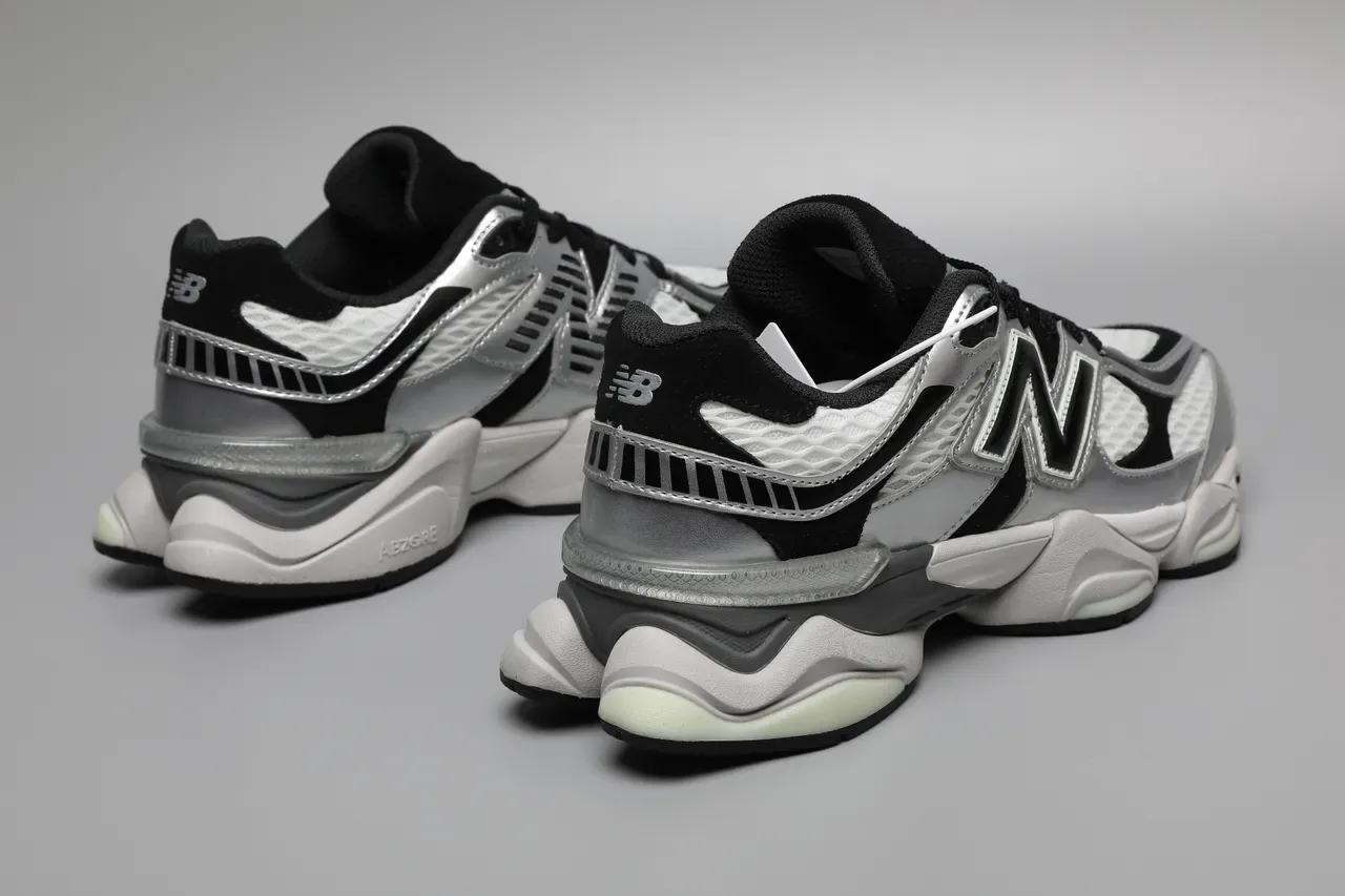 New Balance 9060 Silver Grey Black 生活方式运动鞋 3