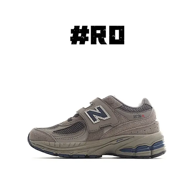 New Balance Beige Blanc Chunky Midsole Fermeture Velcro Sangle Lifestyle Sneakers 5