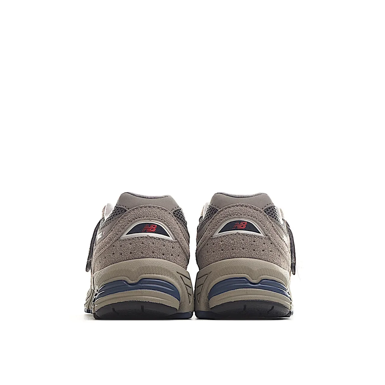 New Balance Beige Blanc Chunky Midsole Fermeture Velcro Sangle Lifestyle Sneakers 13