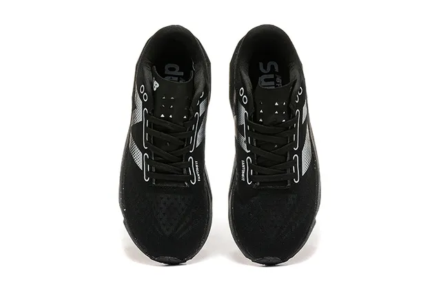 New Balance Black White الجزء العلوي من الكيت الهندسي تدرج بنصف ظلال N Logo أحذية جري 2