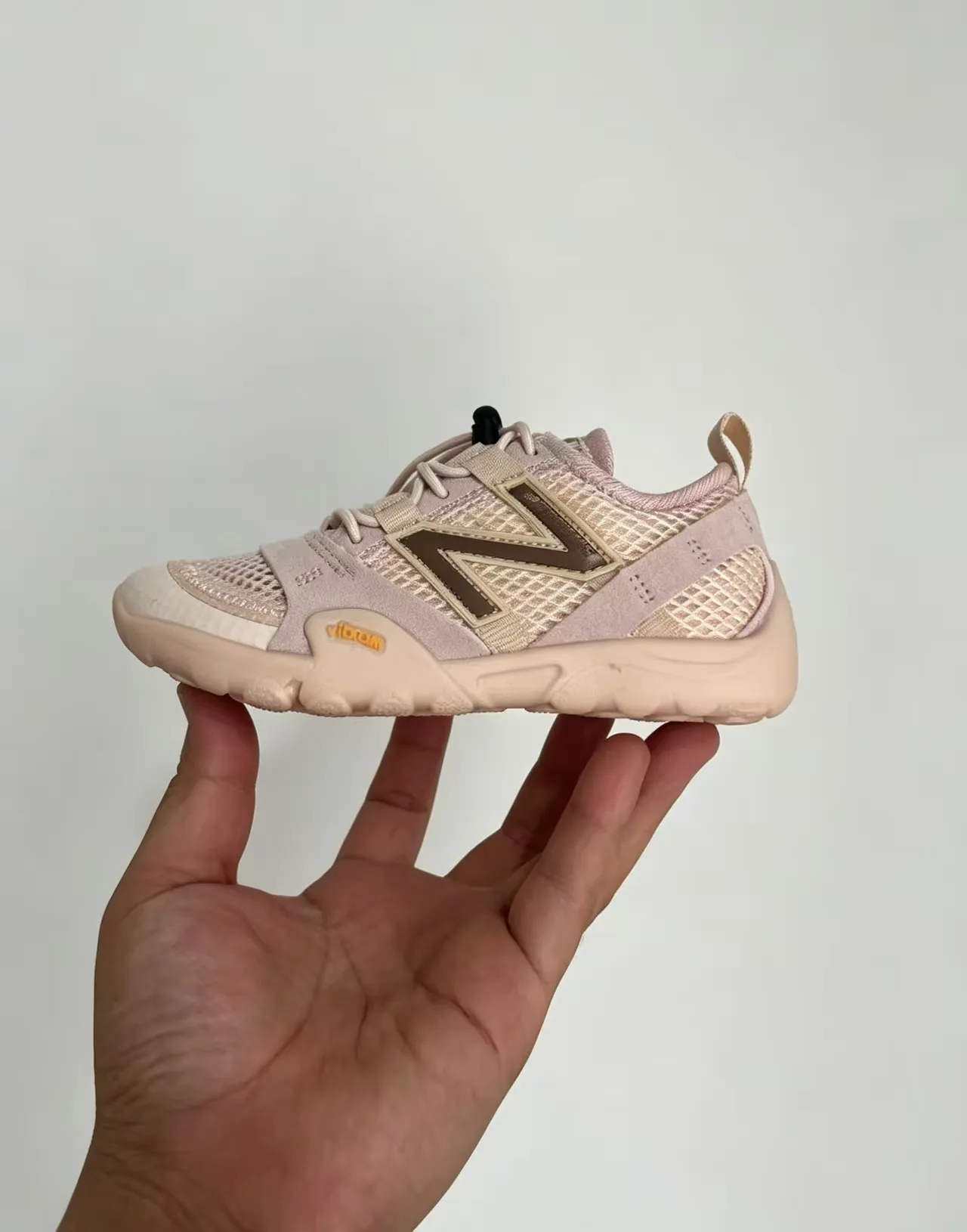 New Balance Gris argenté Maille supérieure Enduits synthétiques Sneakers lifestyle 11