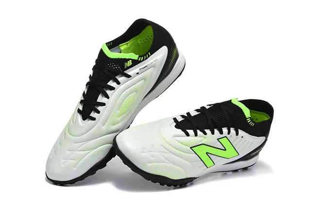 New Balance Tekela White Green Bas-Coupé Synthétique Supérieur Souterrain Moldé Conical-Stud Outsole Turf Chaussures de Football 2