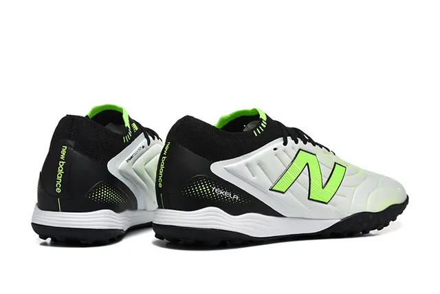 New Balance Tekela White Green Bas-Coupé Synthétique Supérieur Souterrain Moldé Conical-Stud Outsole Turf Chaussures de Football 5