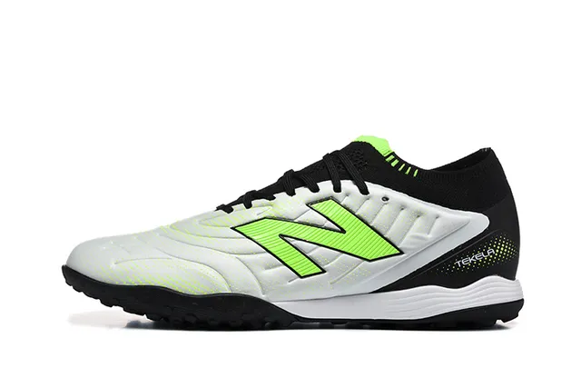 New Balance Tekela White Green Bas-Coupé Synthétique Supérieur Souterrain Moldé Conical-Stud Outsole Turf Chaussures de Football 10