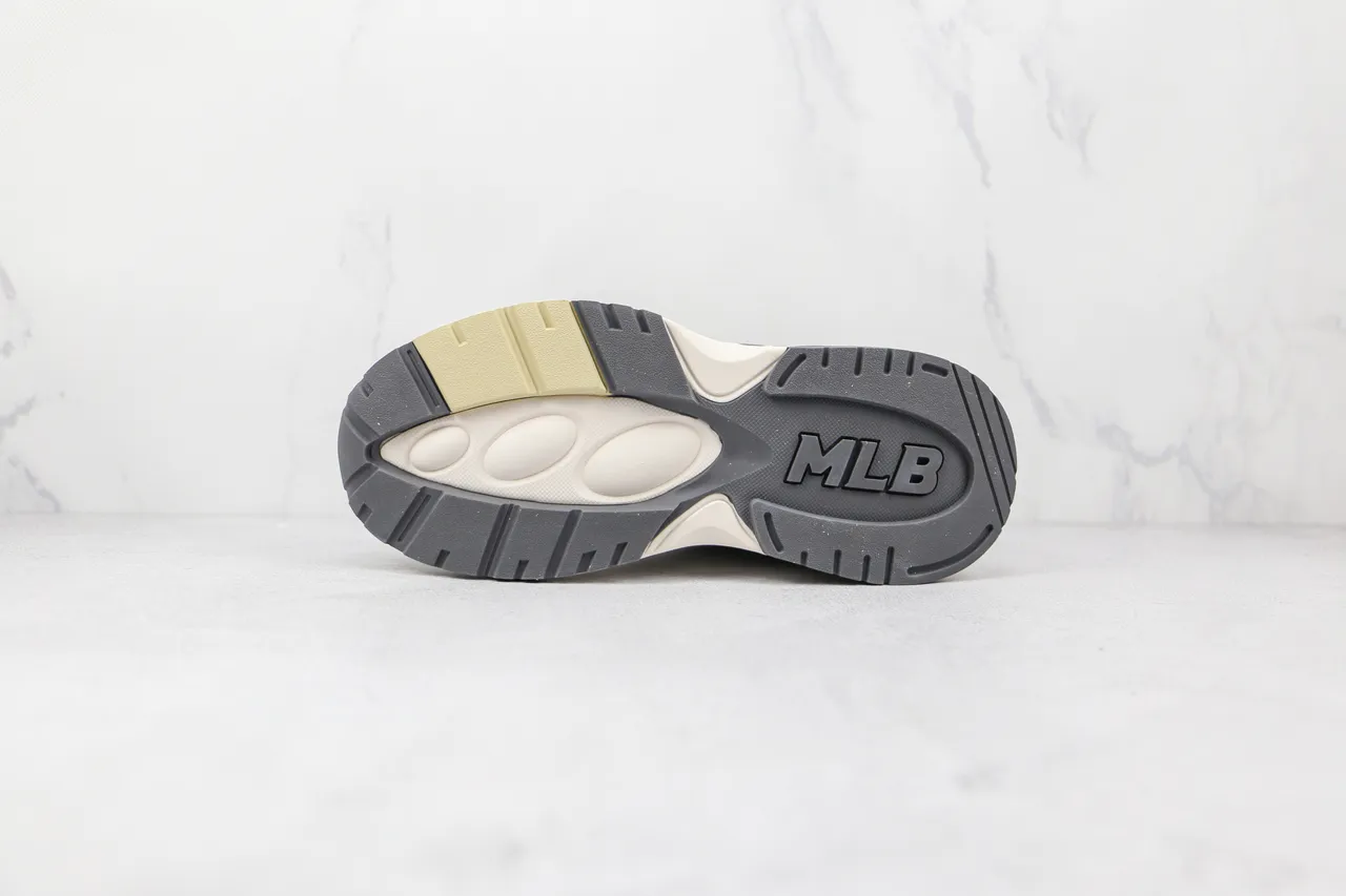 New Era Beige Gray Oversized Interlocking NY Logo Layered Mixed-Material Upper Chunky Sneakers 8