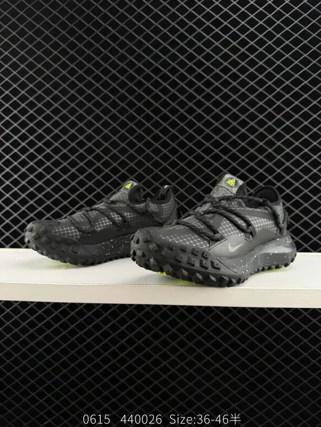 Nike ACG Mountain Fly GTX SE Black Grid Speckle Lifestyle Sneakers 3