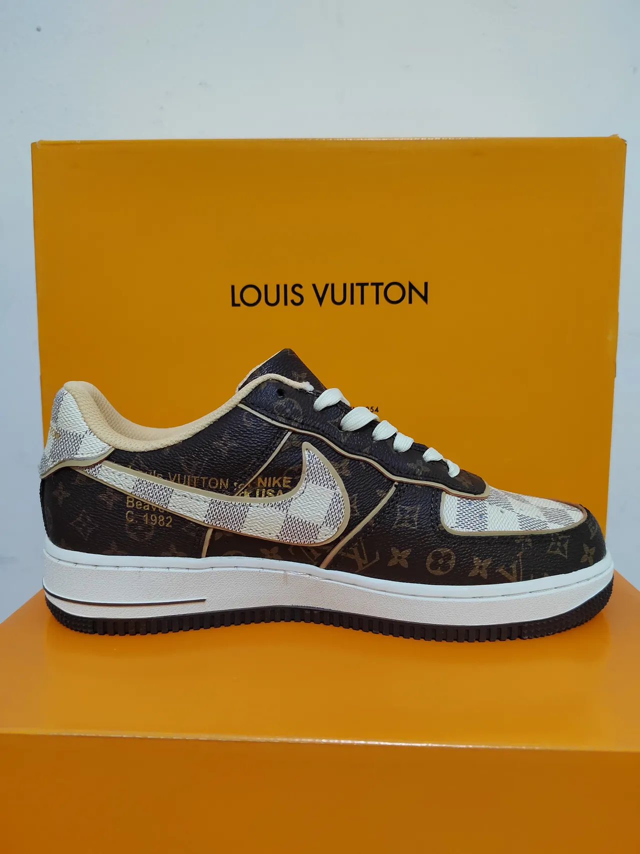 Nike Air Force 1 Louis Vuitton Monogram Checkerboard Lifestyle Sneakers 3