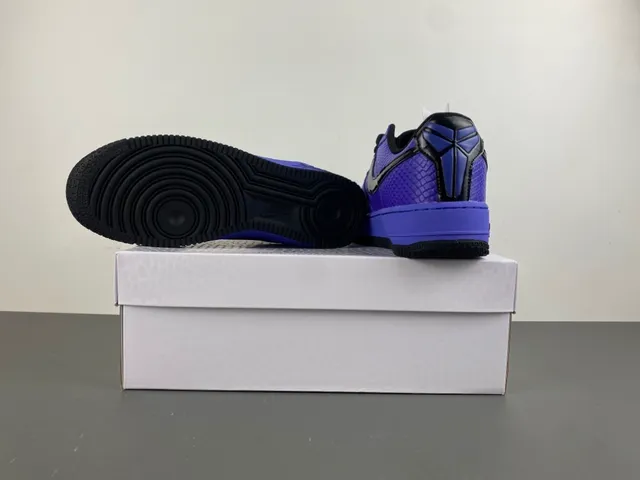 Nike Air Force 1 Purple Snakeskin Texture Lifestyle Sneakers 15