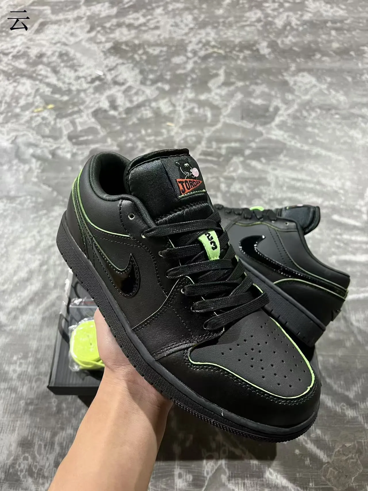 Nike Air Jordan 1 Low Black Green Leather Upper Glossy Swoosh Overlay Lifestyle Sneakers 2